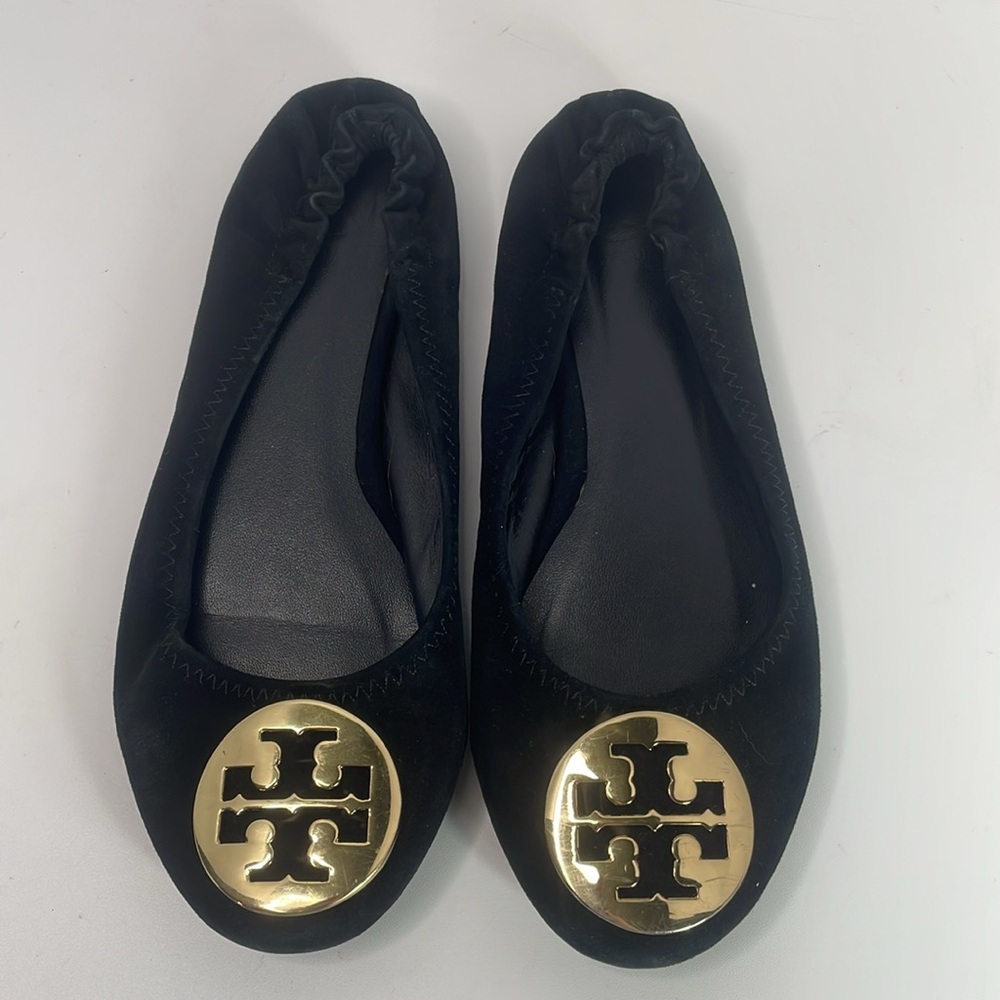 Tory Burch Reva Black Suede Gold Hardware Ballet Flat Size 7 M - Picture 1 of 11